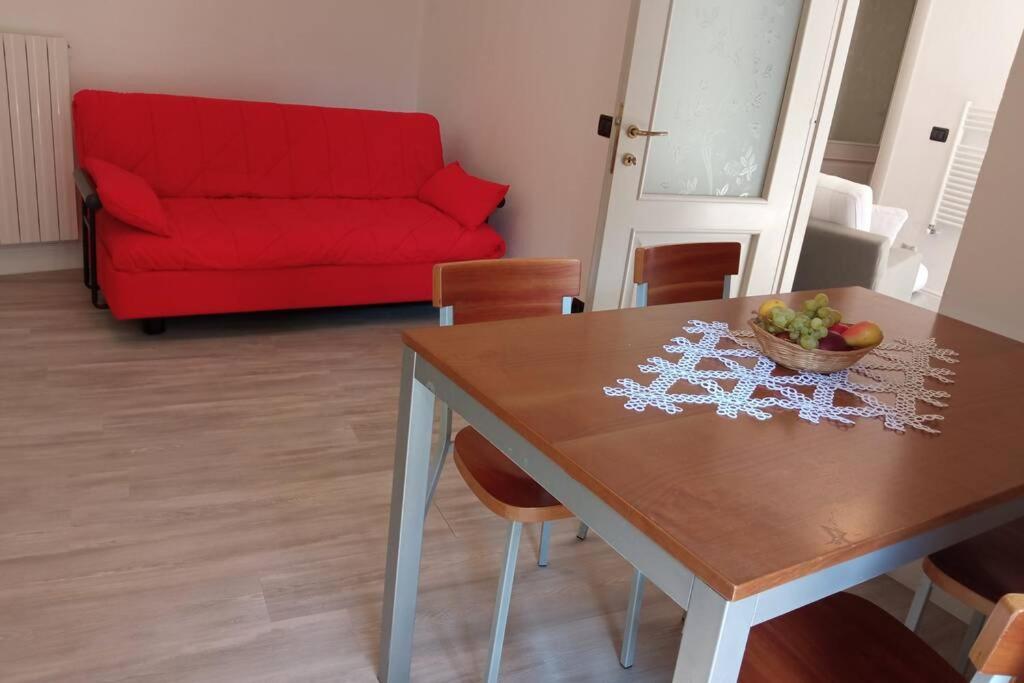 Entire Flat, Independent Entrance, 20 Mins To Bgy - Bergamo Milan Airport Nembro Exterior photo