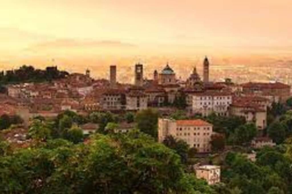 Entire Flat, Independent Entrance, 20 Mins To Bgy - Bergamo Milan Airport Nembro Exterior photo